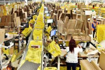 Amazon, sciopero Black Friday si allarga Amazon, sciopero Black Friday si allarga