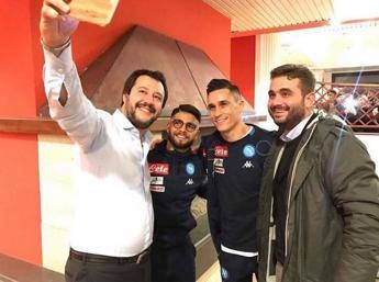 Il Napoli gela Salvini: Non accettiamo le sue scuse Il Napoli gela Salvini: Non accettiamo le sue scuse