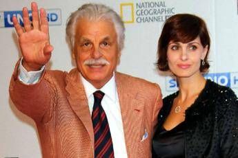 Troppa differenza d'età, moglie Placido si confessa Troppa differenza d'età, moglie Placido si confessa