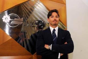Pier Silvio corteggia Totti Pier Silvio corteggia Totti