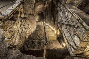 Natale, Viterbo Sotterranea: nella Città dei Papi visite guidate a gallerie e presepe Natale, Viterbo Sotterranea: nella Città dei Papi visite guidate a gallerie e presepe