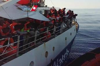 Sbarcate a Pozzallo, si sblocca il caso della nave Ong Sbarcate a Pozzallo, si sblocca il caso della nave Ong