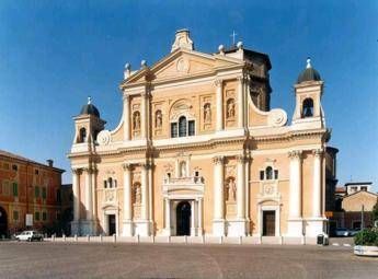 Decapitato il Bambino Gesù nella cattedrale di Carpi Decapitato il Bambino Gesù nella cattedrale di Carpi