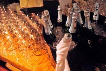 Tappi di spumante come 'proiettili' Tappi di spumante come 'proiettili'