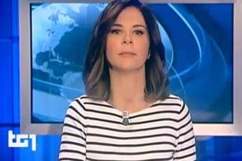 Tg1, tosse mette ko la giornalista Tg1, tosse mette ko la giornalista