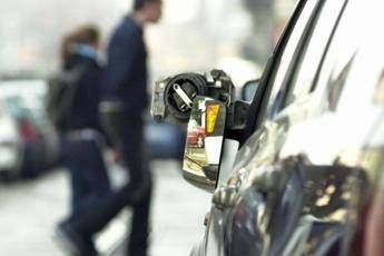 Paga, sono il boss di via Pincherle: ma la vittima è un carabiniere Paga, sono il boss di via Pincherle: ma la vittima è un carabiniere
