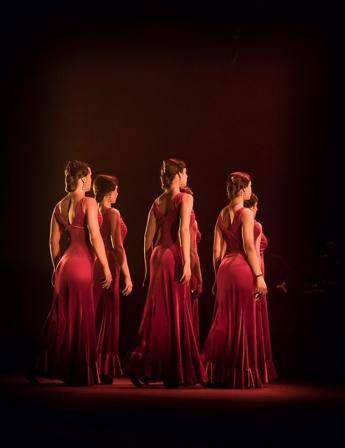 Il flamenco di Carrillo -Ortega al Brancaccio con un omaggio a Mozart e Ravel Il flamenco di Carrillo -Ortega al Brancaccio con un omaggio a Mozart e Ravel