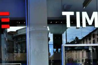 Tim, Genish da Calenda: proposta separazione societaria rete Tim, Genish da Calenda: proposta separazione societaria rete
