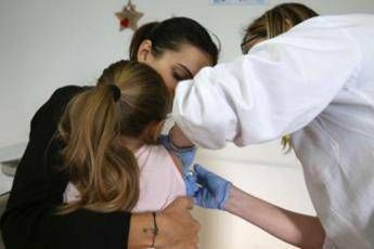 Vaccini, è di nuovo guerra Vaccini, è di nuovo guerra