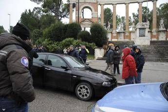 Vado a fare una strage, la follia annunciata al bar Vado a fare una strage, la follia annunciata al bar