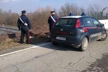 A 11 anni tirano sassi dal cavalcavia A 11 anni tirano sassi dal cavalcavia