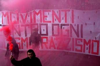 Macerata in corteo contro il razzismo Macerata in corteo contro il razzismo