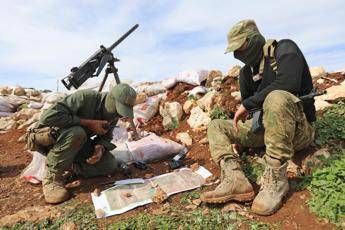Tensione al confine Turchia-Siria Tensione al confine Turchia-Siria