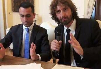 Attivisti M5S pregano affinché io muoia, lo sfogo della Iena Attivisti M5S pregano affinché io muoia, lo sfogo della Iena