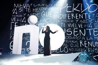 Laura Pausini mattatrice del premio Lo Nuestro a Miami Laura Pausini mattatrice del premio Lo Nuestro a Miami