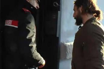 Spari contro troupe Striscia la notizia Spari contro troupe Striscia la notizia