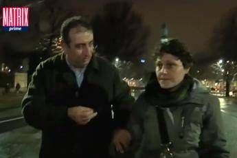 La prof ai poliziotti: Dovete morire La prof ai poliziotti: Dovete morire