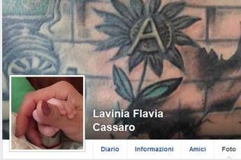 Zozza comunista, assalto alle foto della prof Zozza comunista, assalto alle foto della prof