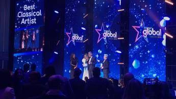 Ad Andrea Bocelli il Global Award 'Best Classical Artist' Ad Andrea Bocelli il Global Award 'Best Classical Artist'