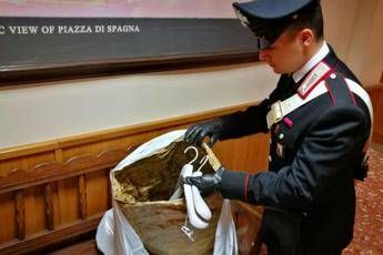 Tenta colpo grosso alla Rinascente Tenta colpo grosso alla Rinascente