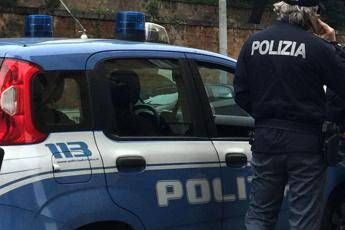 Pesta la compagna fino a farla abortire Pesta la compagna fino a farla abortire