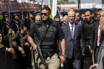 Premier palestinese sfugge attentato a Gaza Premier palestinese sfugge attentato a Gaza