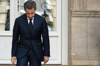 Sarkozy indagato per finanziamenti libici Sarkozy indagato per finanziamenti libici