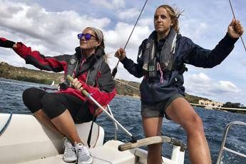 In barca a vela contro il cancro In barca a vela contro il cancro