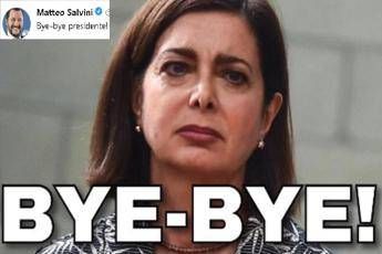 Bye-bye presidente!, lo sfottò di Salvini Bye-bye presidente!, lo sfottò di Salvini