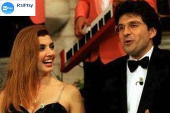 Rai omaggia Frizzi, online 'Scommettiamo che' Rai omaggia Frizzi, online 'Scommettiamo che'