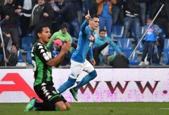 Un autogol salva il Napoli Un autogol salva il Napoli