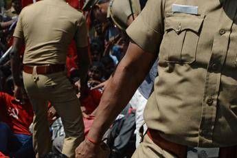 India, crolla hotel: 10 morti India, crolla hotel: 10 morti