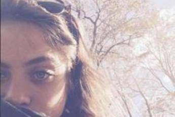 Star di Netflix molestata a Roma Star di Netflix molestata a Roma