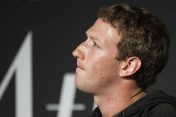 Zuckerberg testimonierà al Congresso Zuckerberg testimonierà al Congresso