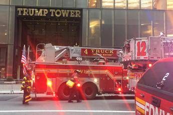 New York, incendio alla Trump Tower: un morto New York, incendio alla Trump Tower: un morto