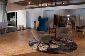 Bianco Oikos nelle installazioni di Boeri e Cappellini Bianco Oikos nelle installazioni di Boeri e Cappellini