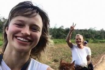 Avicii, spunta la fidanzata segreta Avicii, spunta la fidanzata segreta