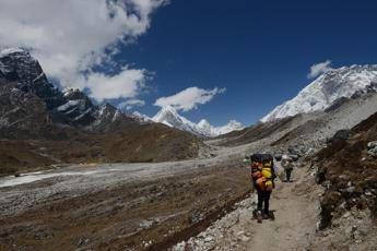 Alpinista italiano muore in Nepal Alpinista italiano muore in Nepal