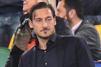 Totti ai tifosi: Il mondo ci guarda Totti ai tifosi: Il mondo ci guarda