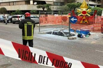 Roma, esplosione in cantiere: ferito operaio Roma, esplosione in cantiere: ferito operaio