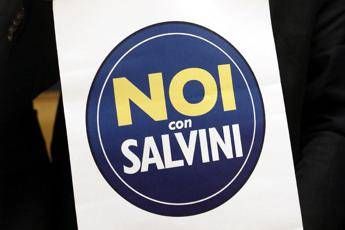 Lega: Berlusconi apra a governo con 5S Lega: Berlusconi apra a governo con 5S