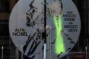 Il Nobel perde i pezzi Il Nobel perde i pezzi