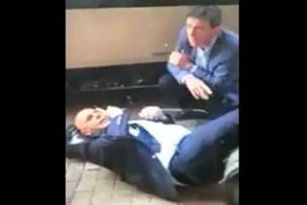 Calci e pugni in faccia, capotreno aggredito in stazione Calci e pugni in faccia, capotreno aggredito in stazione