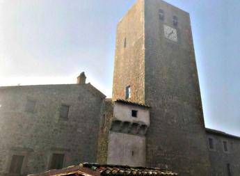 Bassano in Teverina, il Comune che ricompra se stesso Bassano in Teverina, il Comune che ricompra se stesso