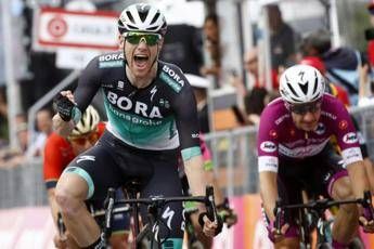 Giro d'Italia, Bennett vince settima tappa Giro d'Italia, Bennett vince settima tappa