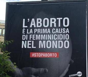 Aborto, a Roma nuovo manifesto choc Aborto, a Roma nuovo manifesto choc