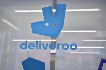Deliveroo, i 2mila dipendenti diventano azionisti Deliveroo, i 2mila dipendenti diventano azionisti