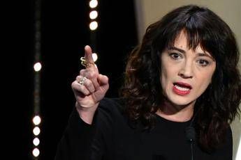 A Cannes il je t'accuse di Asia A Cannes il je t'accuse di Asia
