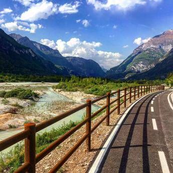 In viaggio lungo la Ciclabile del Piave In viaggio lungo la Ciclabile del Piave