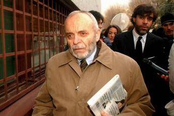 Strage di Erba, è morto Carlo Castagna Strage di Erba, è morto Carlo Castagna